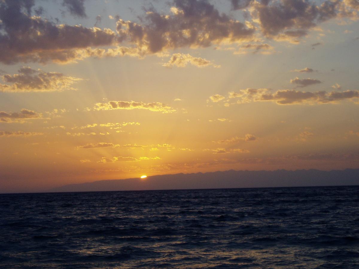 Issykul sunset