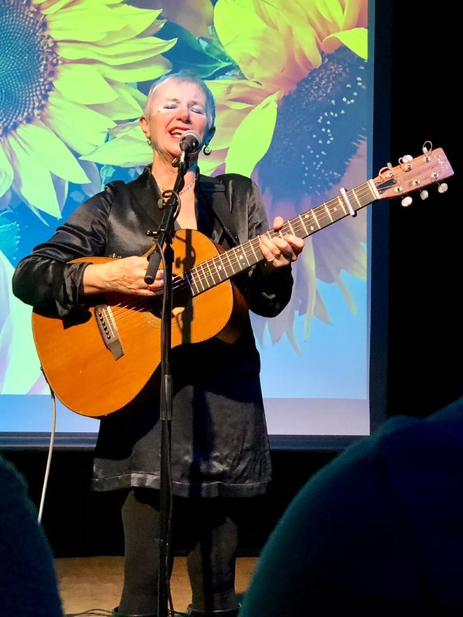 Christine Collister gig review