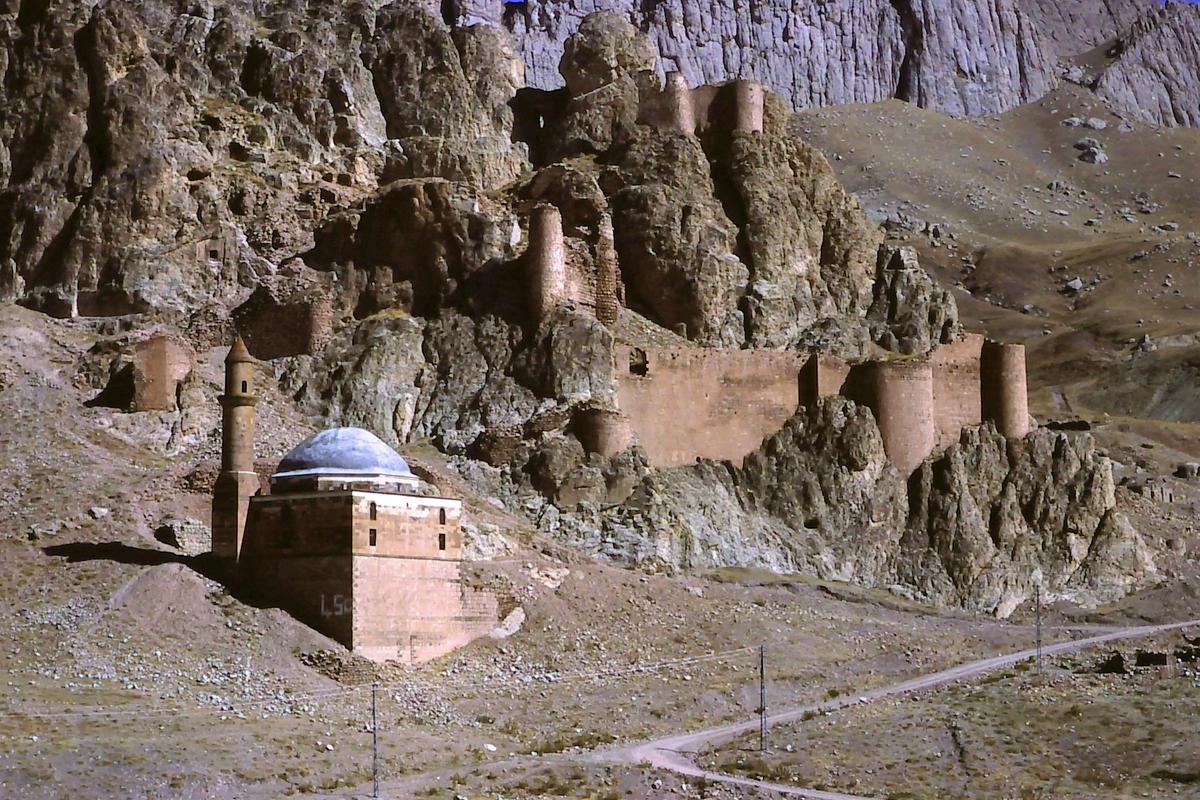 Ishak Pasha Castle & Mosque