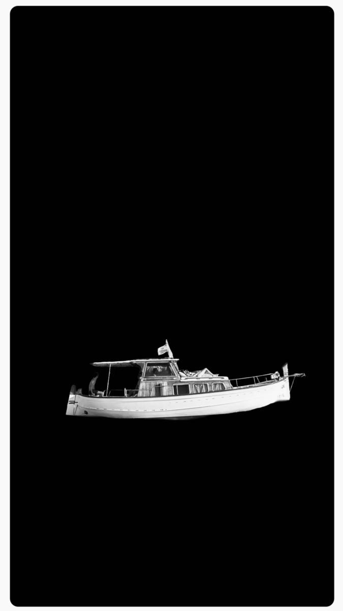 “I was settled in the back of the boat, surrounded by the gentle sound of the waves, while we were all mesmerised by the sunset.”