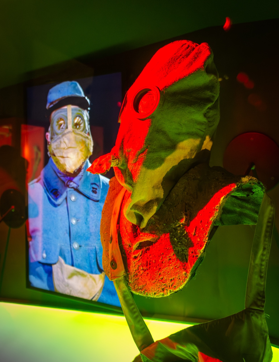 <p>Part of the display on the use and effects of gas during in the Ypres Salient battles at the In Flanders Fields Museum, Ypres. The 2nd Battle of Ypres saw the first use of poison gas (chlorine), in warfare in April 1915, by German forces.</p>